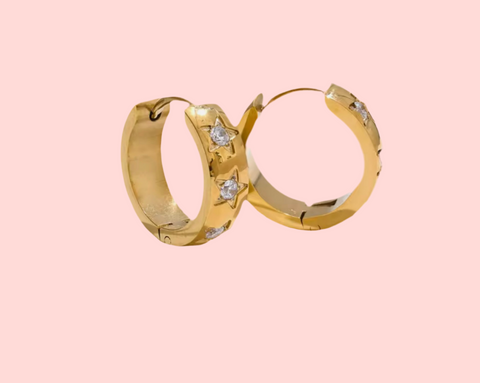 Levi Gold Earring Huggie