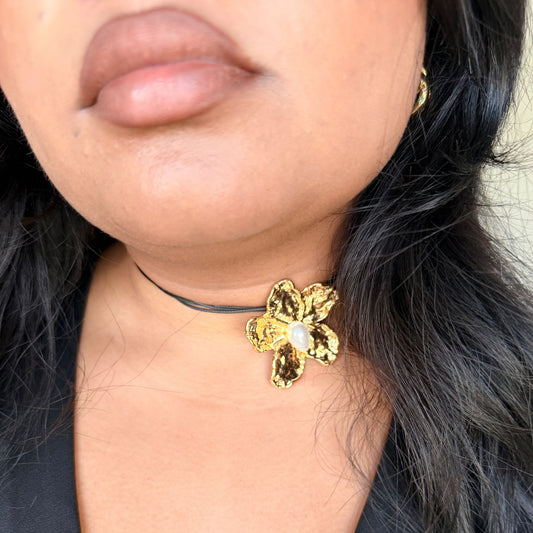 Devan Choker Necklace