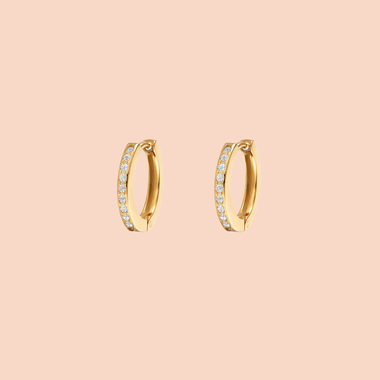 Nila Gold Huggie