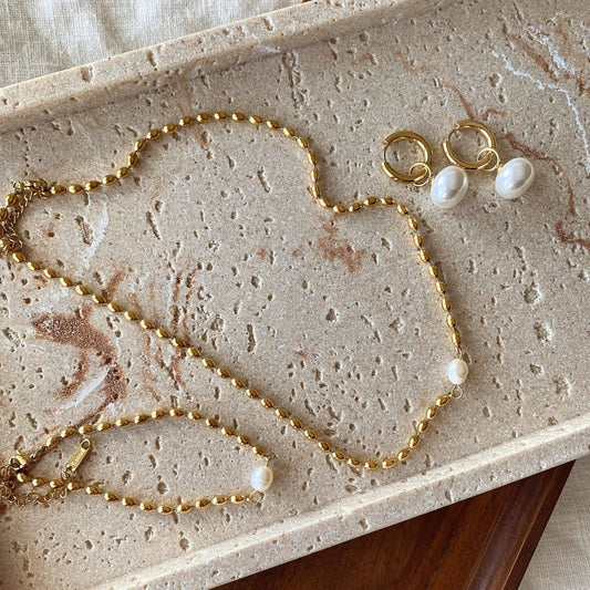 Tabby Pearl Necklace