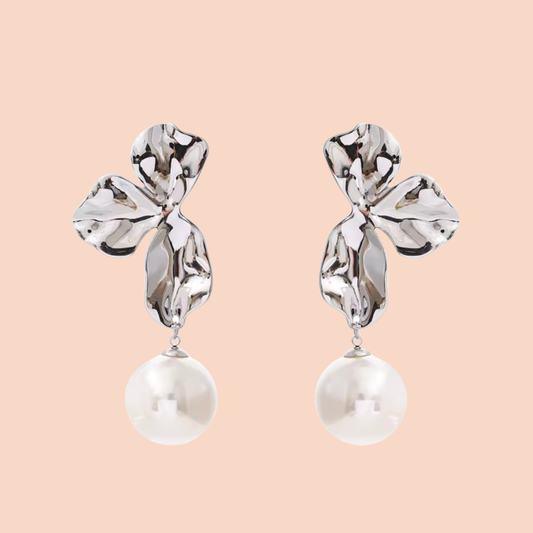 Wyn Silver Drop Earring