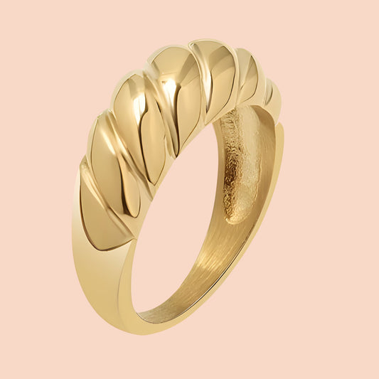 Zoe Gold Ring